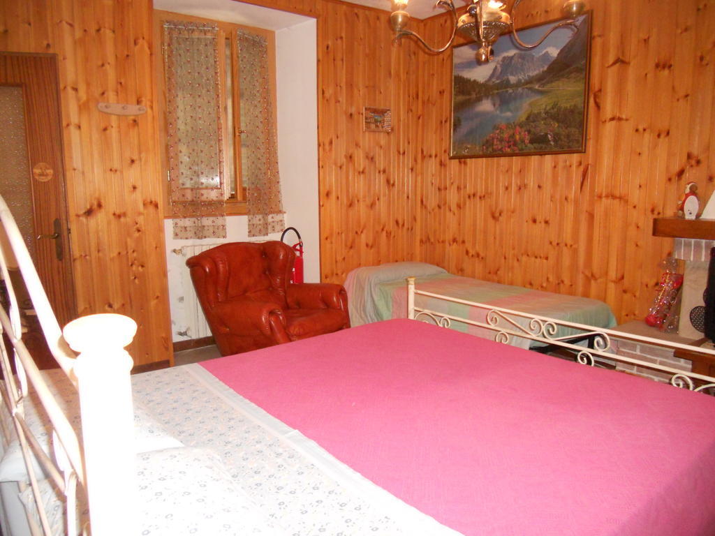 B&B Pervinca Rocca Grimalda Værelse billede