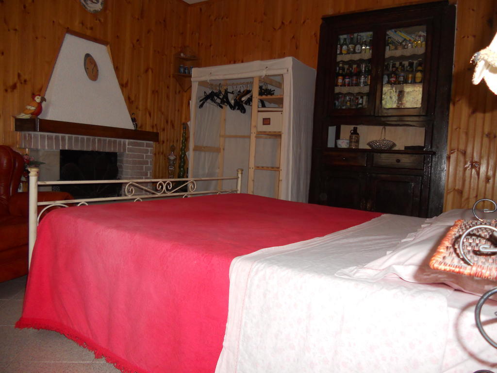 B&B Pervinca Rocca Grimalda Værelse billede
